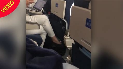 Woman Furious At United Airline Crew Who Laughed At Man Performing