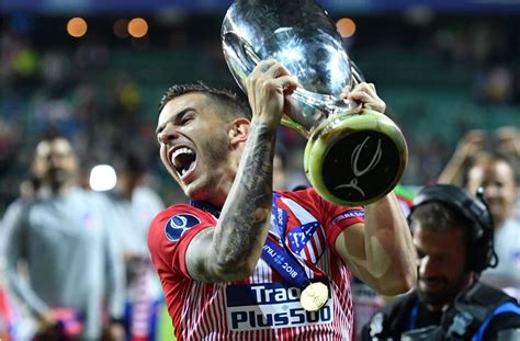 Check out his latest detailed stats including goals, assists, strengths & weaknesses and match ratings. Lucas Hernández wechselt zum FC Bayern: Pavard bekommt ...