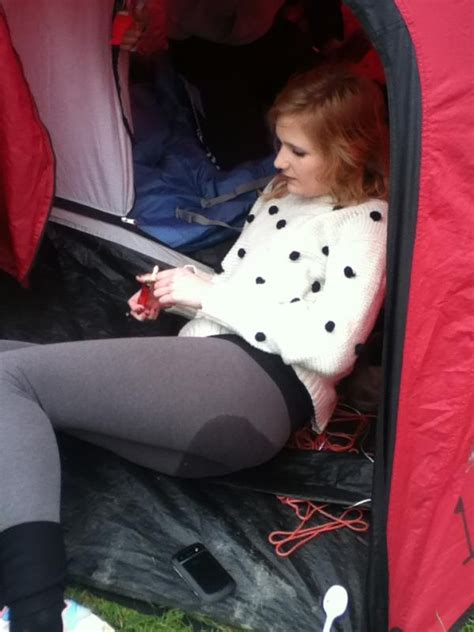 She Cant Hold It On Twitter She Wet The Tent At The Festival