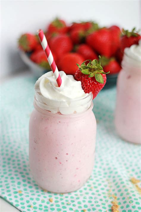 Healthy Strawberry Cheesecake Milkshake - The Many Little Joys