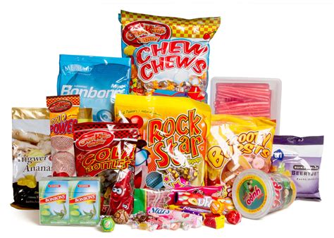 Types of food packaging are as follows: Candy packaging