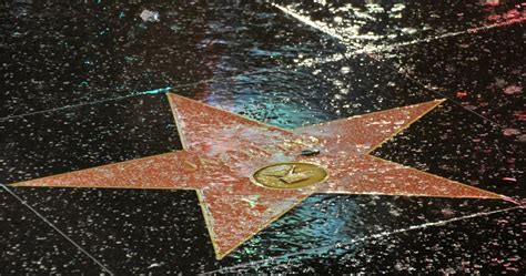these 8 celebs still are still waiting for their hollywood walk of fame