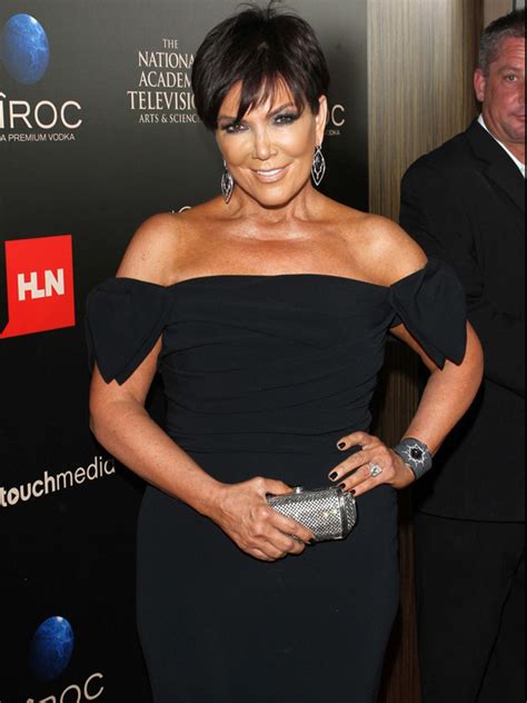 Hot Mom Alert Kris Jenner Shows Off Bikini Bod On Instagram Secrets