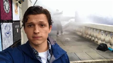 Eu posso não ser per. "Spiderman": ¿Tom Holland reveló a un nuevo villano sin ...