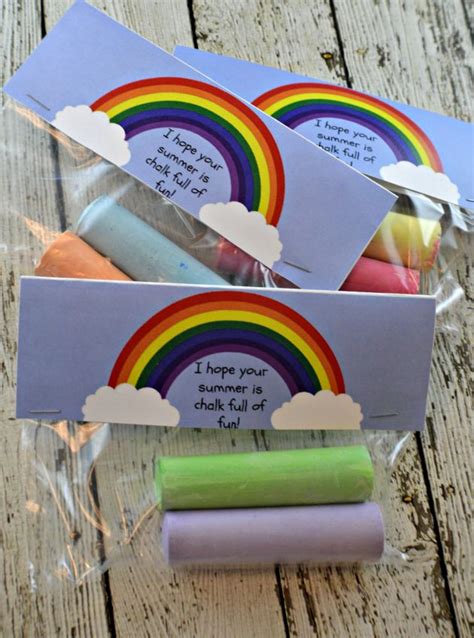 Quickly wrap a pipe cleaner around this squeezed center. Sidewalk Chalk End of School Year Student Gift Idea & Free ...