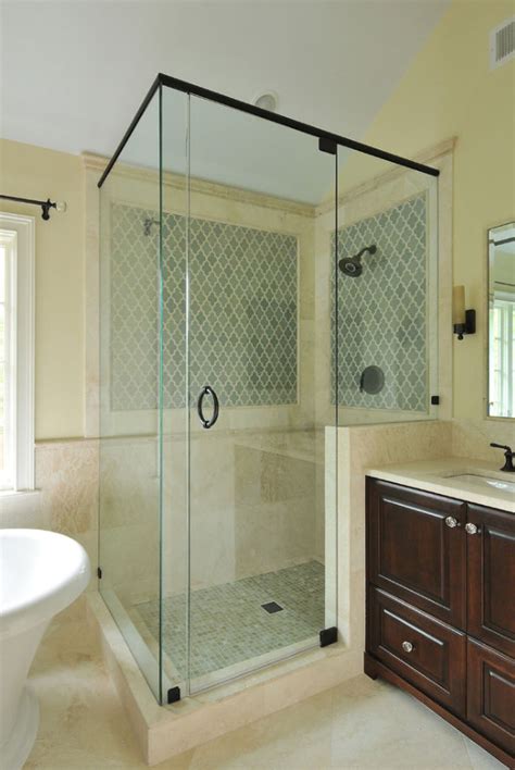 Everything You Need To Know About Seamless Glass Shower Doors Shower Ideas