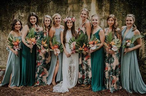 The Best Bridesmaid Dress Tones For Fall Weddings