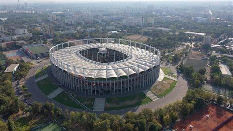Magistrala m1 (galben) in directia distror 2 până la statia piata muncii. Arena Nationala si Turnul de Parasutisti - YouTube