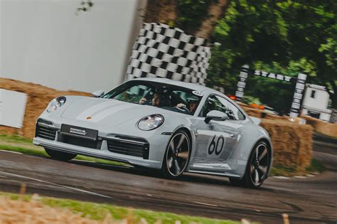 Porsche Reveals Retro Styled Porsche 911 Sport Classic Autocar