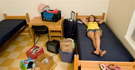 Here Are Things You Absolutely Shouldn T Bring To A College Dorm