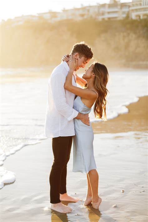 Sexy Vibrant Beach Engagement Photos In 2022 Engagement Pictures