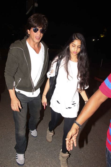 Recently the 'raees' star revealed how suhana helped. Shah Rukh Khan spotted with daughter Suhana at airport ...