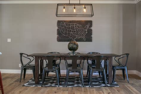 Dining Room By Rafterhouse Modern Industrial Farmhouse Farmhouse