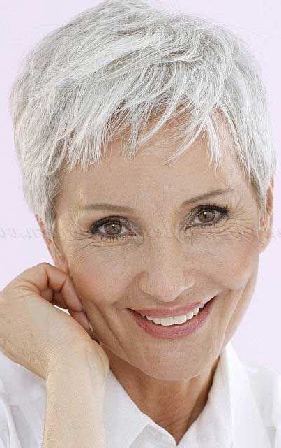 7 Great Short Pixie Hairstyles Women Over 50