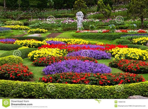 Dream garden planting flowers garden pictures my secret garden beautiful gardens beautiful flowers garden backyard landscaping plants perennial flower garden colorful | plant & flower stock photography: Flower Garden Stock Photo - Image: 19890100