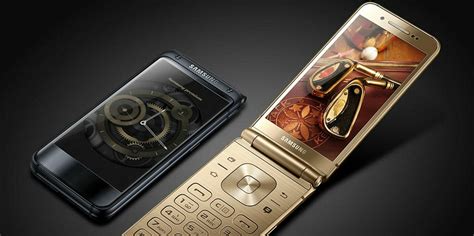 The Samsung Sm W2017 Is A Dual Screen Flip Phone With High End Specs