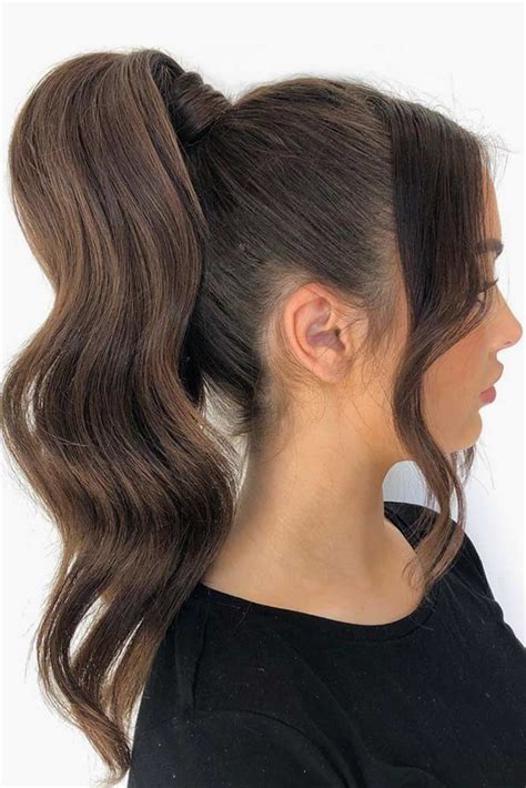 A High Ponytail Hairstyles Trend