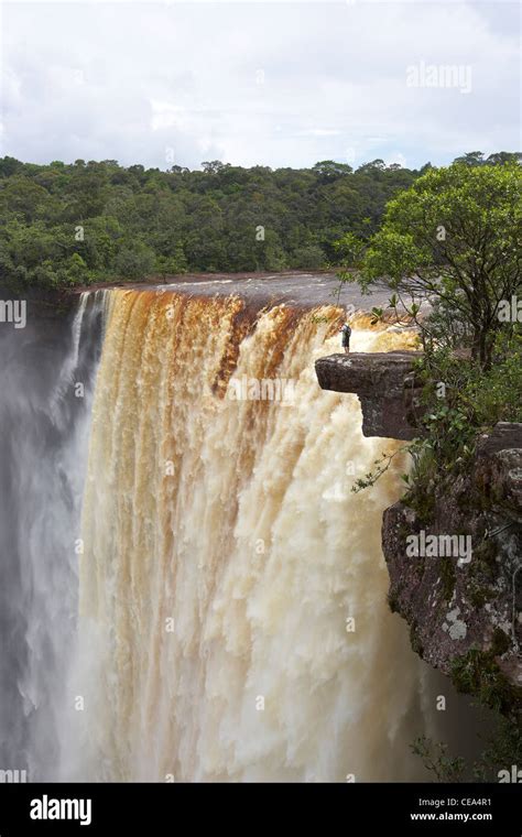 Kaieteur Falls Potaro River Guyana South America Reputedly The World S Largest Single Drop