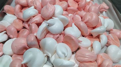 Ma come preparare e fare le meringhe a casa? Come Fare le Meringhe - Corso di Pasticceria - YouTube