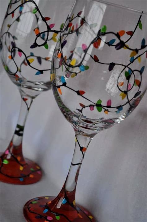 19 Painted Wine Glass Ideas To Try This Season Wine Glass Designs Christmas Wine Glasses