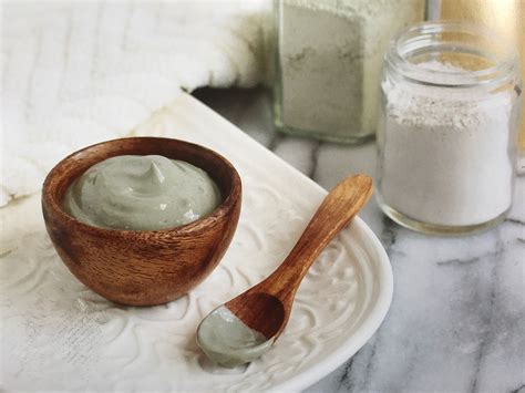 Pore Perfecting Clay Mask With Bentonite And French Green Clay — The