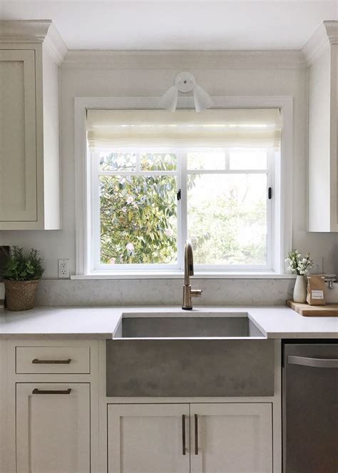 10 Modern Kitchen Window Sill Ideas