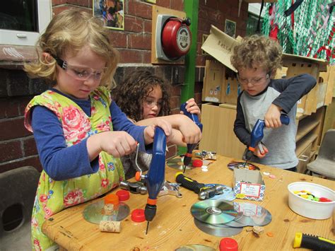 Early Years Woodwork Lesson Irresistible Learning Pete Moorhouse