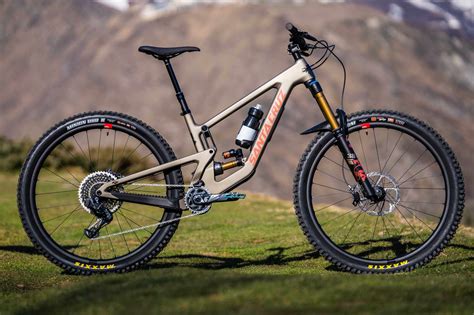 Santa Cruz Goes Bigger And Radder With The Latest 2022 Megatower