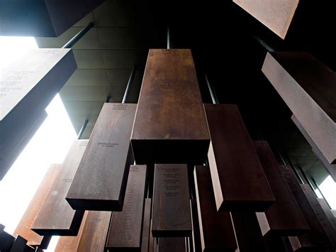 Alabama Memorial Remembers Lynching Victims