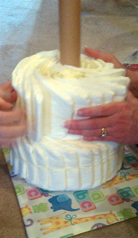 Diaper Cake Without Rolling Diapers | using a cake pan for ...