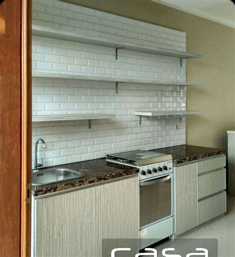 gambar dapur model lurus minimalis alfinangatemi