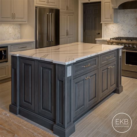 Shiloh Cabinets Poplar Cadet Island And Maple Repose Gray On The