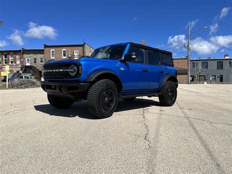 Illinois Sold 2022 Ford Bronco Wildtrak Velocity Blue Lux Leather