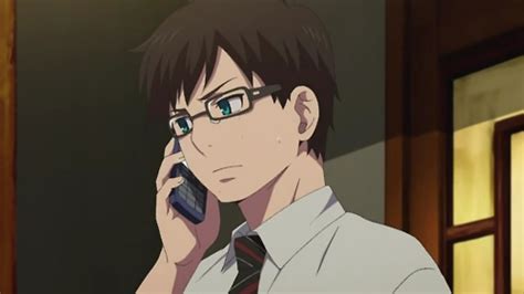 Post An Anime Character Talking In The Phone Or Using A Phone Anime