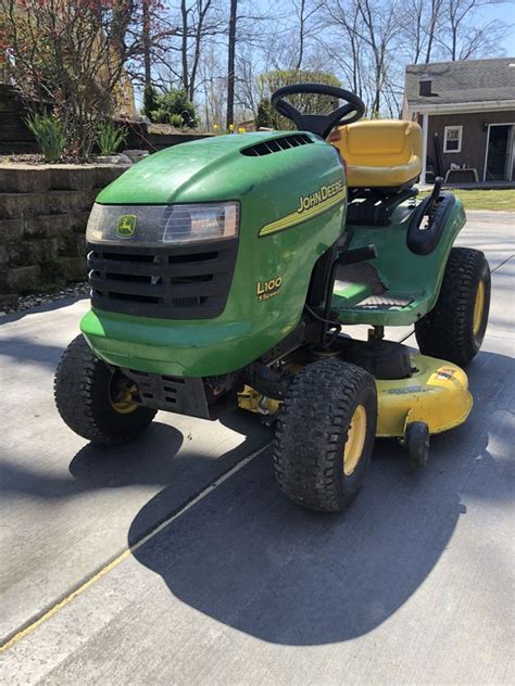 John Deere L100 Lawn Tractor For Sale In Palos Park Il Offerup