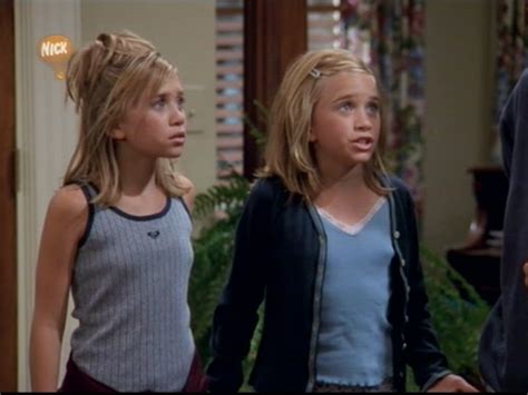 28 Photos Of Mary Kate And Ashley Olsen That Prove They Grew Up Right In