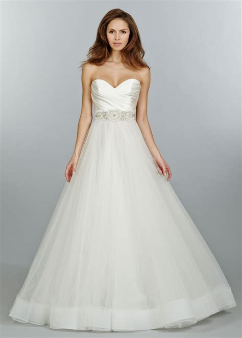 They are often considered the most formal silhouette. Bridal Gowns and Wedding Dresses by JLM Couture - Style 2457