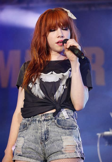 Female Singers Carly Rae Jepsen Pictures Gallery 5