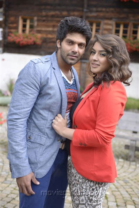 Sarpatta parambarai (2021) hdrip sample.mp4 size : Settai Movie New Photos | Arya | Hansika Motwani | New ...