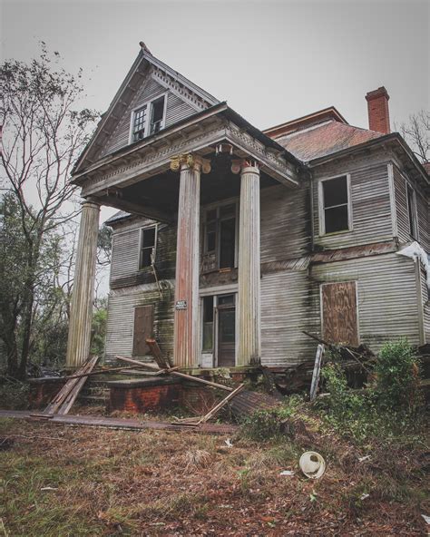 If you see someone ask how to buy ripple (xrp) with litecoin (ltc), please share this video with them. An abandoned mansion in Georgia oc[1500x2500 ...