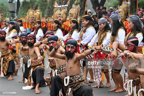 Reog Ponorogo Photos And Premium High Res Pictures Getty Images