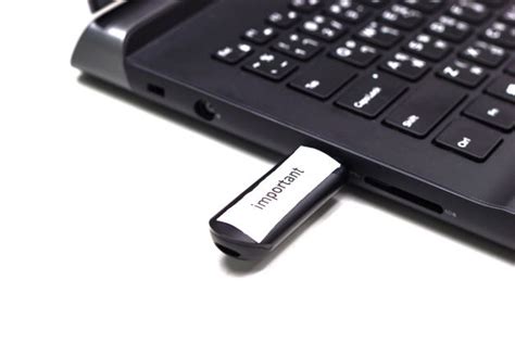 How To Label And Categorize Usb Drives