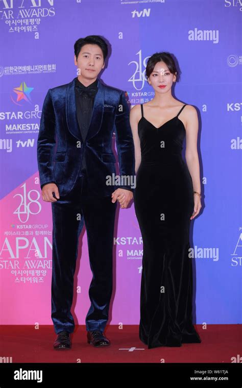South Korean Actress Kim So Yeon Right And Her Actor Husband Lee Sang