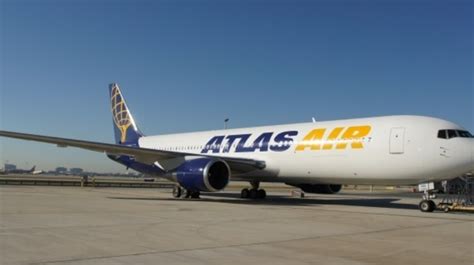 Amazon Agrees To Contract 20 767 Freighters From Atlas Air Aviation News