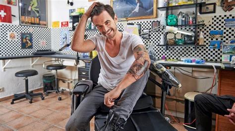 Am ende erreichte das bild über 319.000 likes, doch auf das tattoo warten die fans bis heute. Florian Silbereisen Fansite » Nieuwe tattoo voor Florian