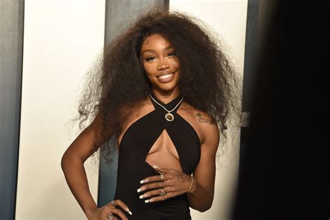 i just got my body done ain t got no guilt about it sza breaks the internet showing off her