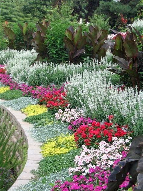 How To Create Stunning Flower Bed Designs For Front Of House