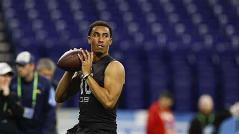 After sitting out all of 2020, love made his professional (preseason) debut saturday night in green bay. 2020 Prospect Primer: QB Jordan Love