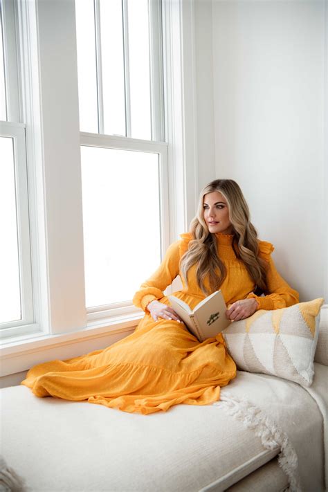 Laura Schara’s Adventurous Summer Reading List | Artful Living Magazine