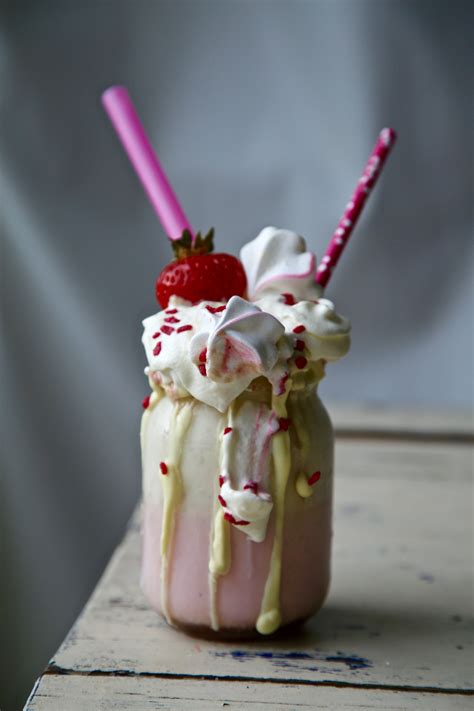 How To Make These Freakshakes At Home Freak Shakes How Sweet Eats Candy Drinks